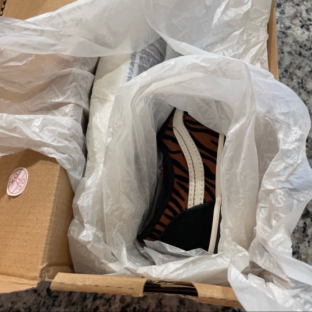 NWT Vans Animal Stripes Style 36 Decon SF Sneakers Low Top - Picture 5 of 5